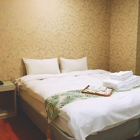 Mini Box Hotel 台北市 エクステリア 写真