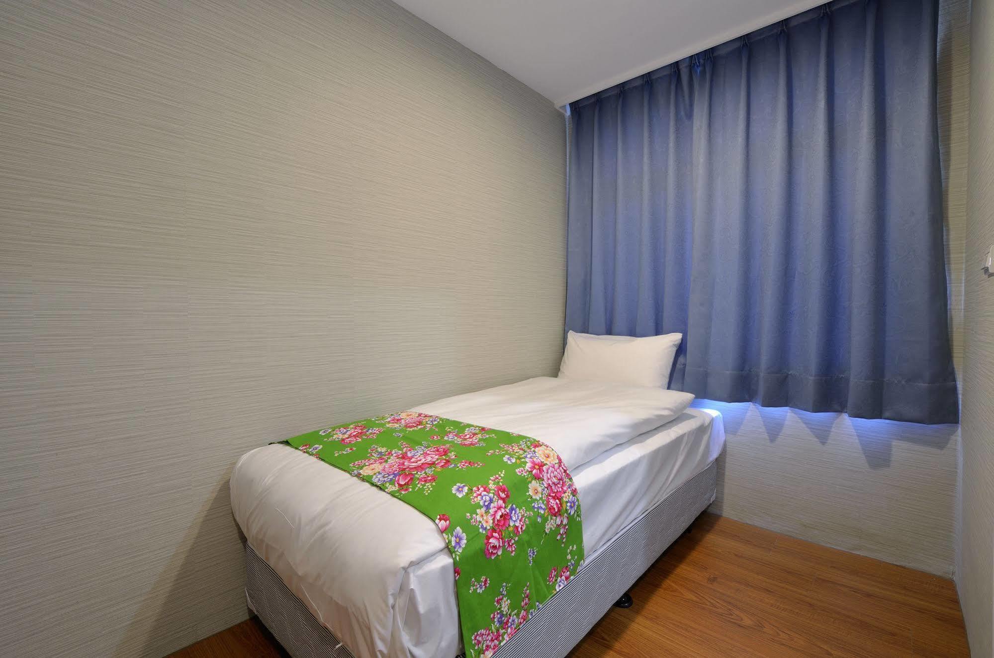 Mini Box Hotel 台北市 エクステリア 写真