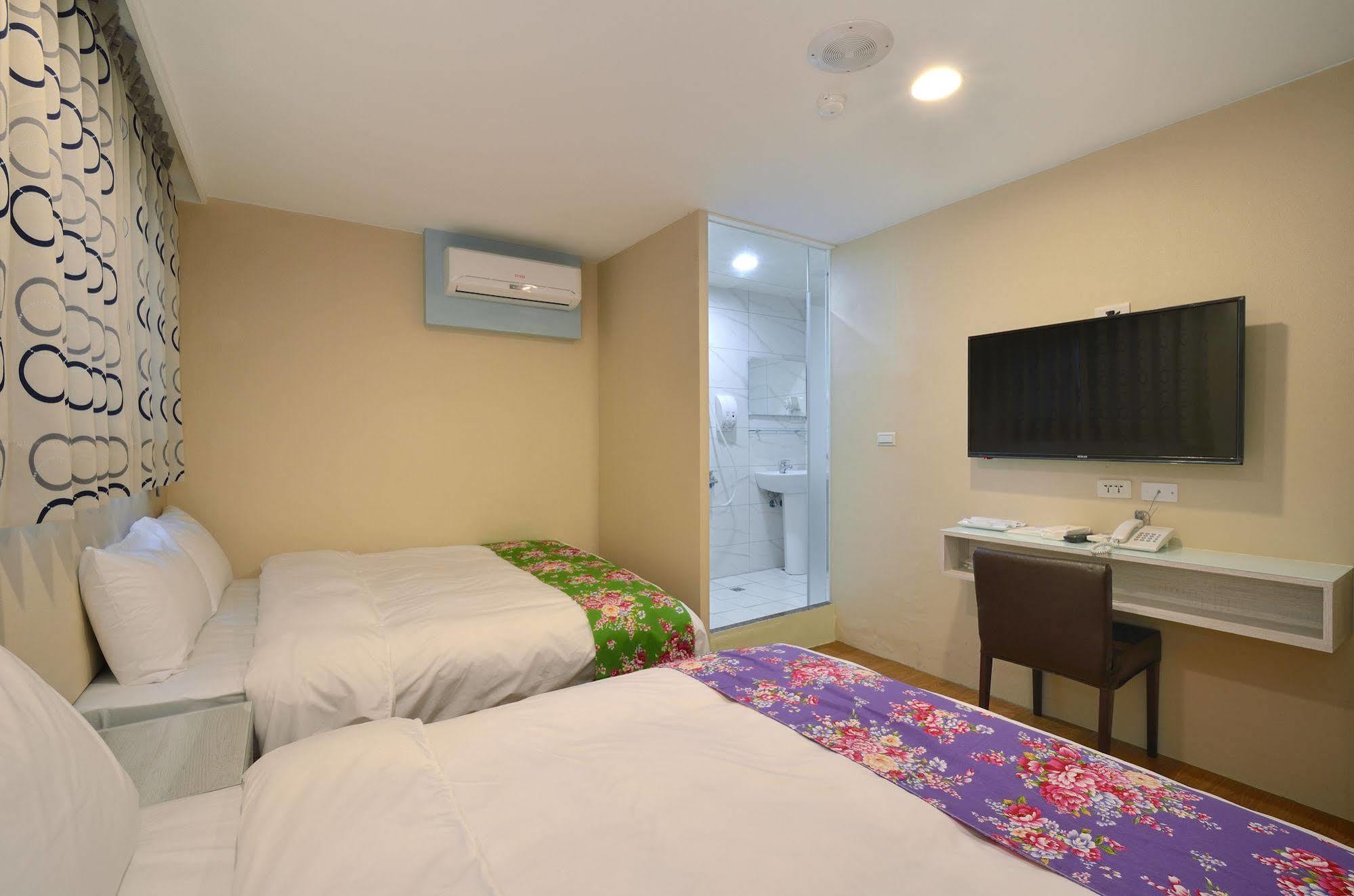 Mini Box Hotel 台北市 エクステリア 写真